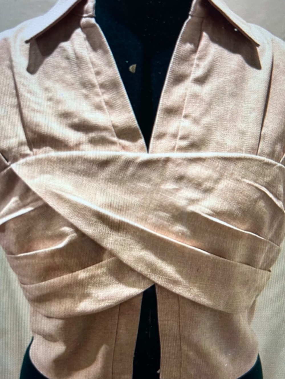 T29  NWT Linen Blend Commense Small Beige  Crossover  Top Small
